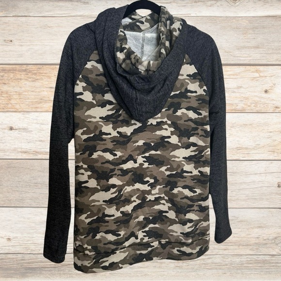 Ampersand Ave Camo Double Hoodie - Picture 3 of 6